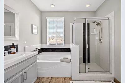 390 Caravaggio Cir, Sacramento, CA 95835 - Photo 39