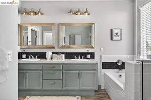 390 Caravaggio Cir, Sacramento, CA 95835 - Photo 41