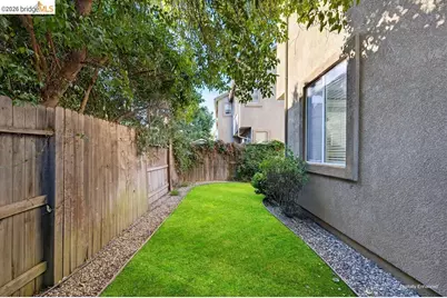 390 Caravaggio Cir, Sacramento, CA 95835 - Photo 57