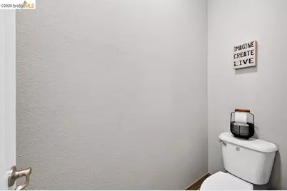 390 Caravaggio Cir, Sacramento, CA 95835 - Photo 43