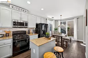 390 Caravaggio Cir, Sacramento, CA 95835 - Photo 9