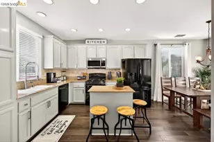 390 Caravaggio Cir, Sacramento, CA 95835 - Photo 5