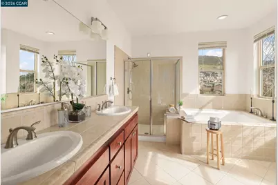 6415 Blue Rock Ct, Oakland, CA 94605 - Photo 5