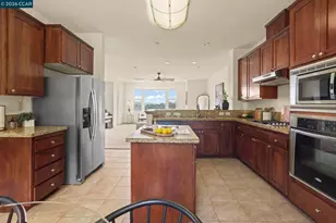 6415 Blue Rock Ct, Oakland, CA 94605 - Photo 15