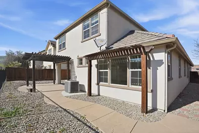 9489 California Oak Cir, Patterson, CA 95363 - Photo 11