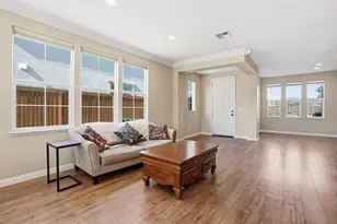 9489 California Oak Cir, Patterson, CA 95363 - Photo 13