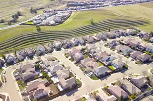 9489 California Oak Cir, Patterson, CA 95363 - Photo 9