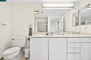 988 Franklin St, Oakland, CA 94607 - Photo 37