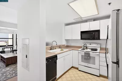 988 Franklin St #707, Oakland, CA 94607 - Photo 13