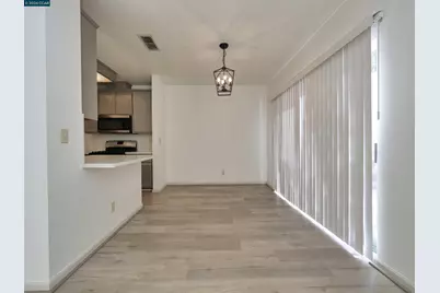 269 Tamarisk Cir, Suisun City, CA 94585 - Photo 5