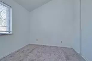 269 Tamarisk Cir, Suisun City, CA 94585 - Photo 23