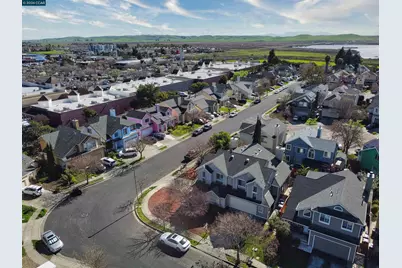 269 Tamarisk Cir, Suisun City, CA 94585 - Photo 49