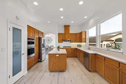 22 Buena Vista Rd, South San Francisco, CA 94080 - Photo 13