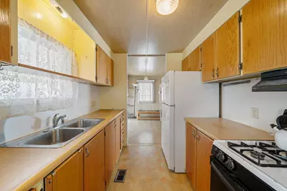 141 Scenic Dr, Concord, CA 94518 - Photo 13