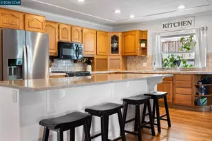 889 Palisade Dr, Martinez, CA 94553 - Photo 9