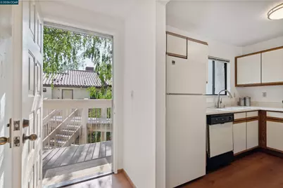 1731 Villa Way, Walnut Creek, CA 94595 - Photo 5