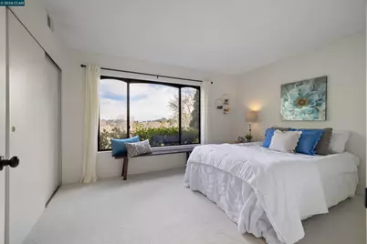 1348 Rockledge Ln #4, Walnut Creek, CA 94595 - Photo 11