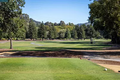 1348 Rockledge Ln #4, Walnut Creek, CA 94595 - Photo 29