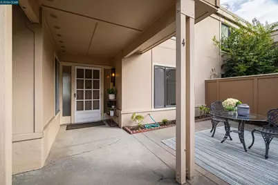 1348 Rockledge Ln #4, Walnut Creek, CA 94595 - Photo 19