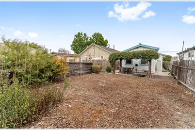 10430 Voltaire Ave, Oakland, CA 94603 - Photo 15