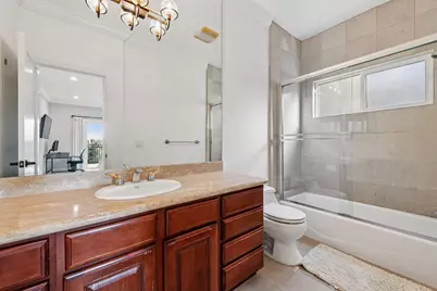 6194 Mazuela Dr, Oakland, CA 94611 - Photo 47