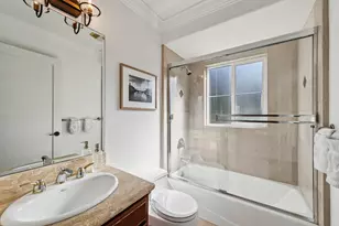 6194 Mazuela Dr, Oakland, CA 94611 - Photo 27