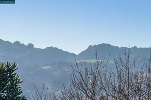 70 Exeter Ln, Pleasant Hill, CA 94523 - Photo 23