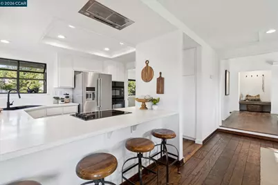 70 Exeter Ln, Pleasant Hill, CA 94523 - Photo 9