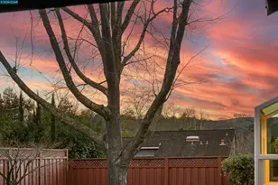 224 Briar Dr, Martinez, CA 94553 - Photo 57