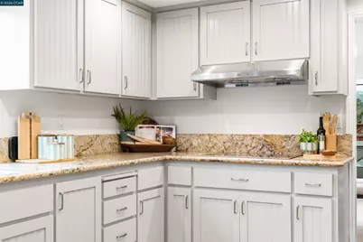 224 Briar Dr, Martinez, CA 94553 - Photo 17