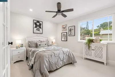 224 Briar Dr, Martinez, CA 94553 - Photo 37