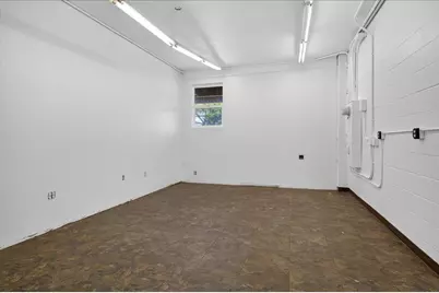 20819 Nunes Ave, Castro Valley, CA 94546 - Photo 13