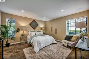 14370 Outrigger Dr, San Leandro, CA 94577 - Photo 13