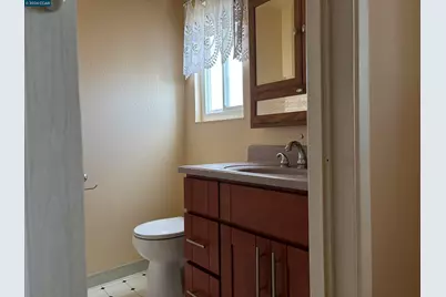 3201 Saint James Pl, Antioch, CA 94509 - Photo 13