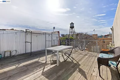 1250 Powell St #10, Emeryville, CA 94608 - Photo 29
