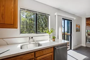 5899 Westover Dr, Oakland, CA 94611 - Photo 9