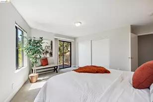 5899 Westover Dr, Oakland, CA 94611 - Photo 25