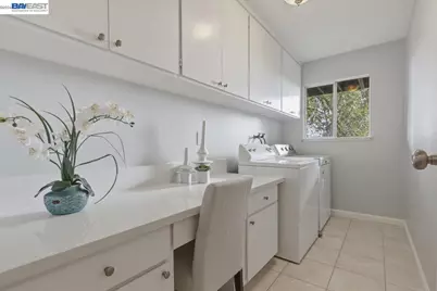 6130 Harbord Dr, Oakland, CA 94611 - Photo 25