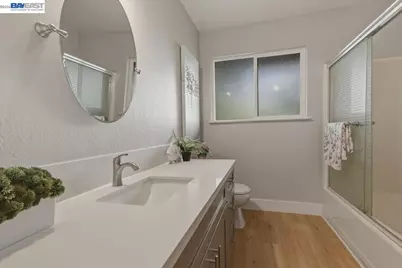 6130 Harbord Dr, Oakland, CA 94611 - Photo 35