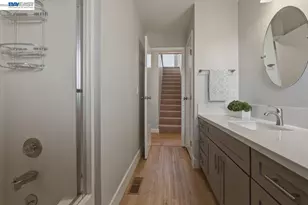 6130 Harbord Dr, Oakland, CA 94611 - Photo 37