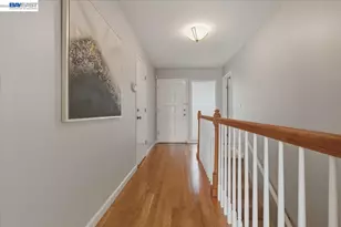 6130 Harbord Dr, Oakland, CA 94611 - Photo 9