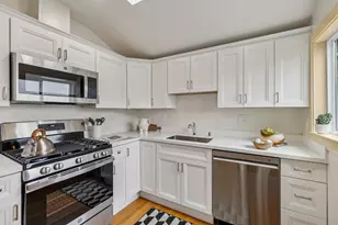 2834 Summit St, Oakland, CA 94609 - Photo 31