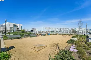 2870 Derbyline Ln, Alameda, CA 94501 - Photo 23