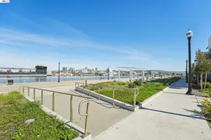 2870 Derbyline Ln, Alameda, CA 94501 - Photo 25