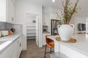 242 Bolt Ct, Hayward, CA 94544 - Photo 7