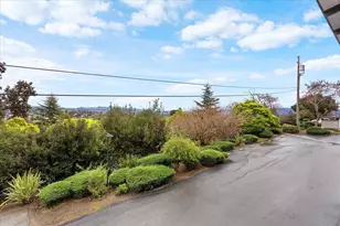 19100 Crest Ave, Castro Valley, CA 94546 - Photo 23