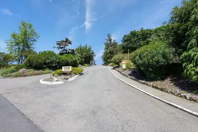 19100 Crest Ave #15, Castro Valley, CA 94546 - Photo 33