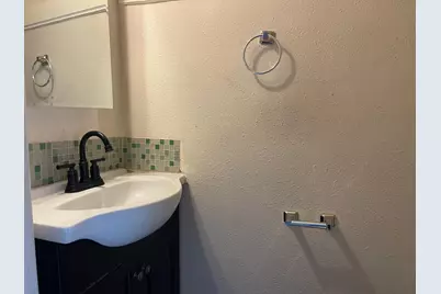 717 Brockhurst St, Oakland, CA 94609 - Photo 9