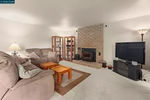 61 Banbridge Pl, Pleasant Hill, CA 94523 - Photo 17