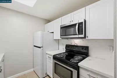 210 Reflections Dr #14, San Ramon, CA 94583 - Photo 7